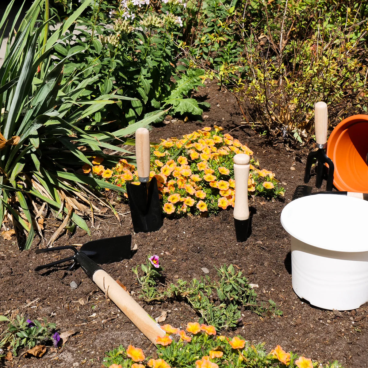 Unkrauthacke gespitzt mit Harke Gartenhacke klein Handhacke mit Rechen GD-0007